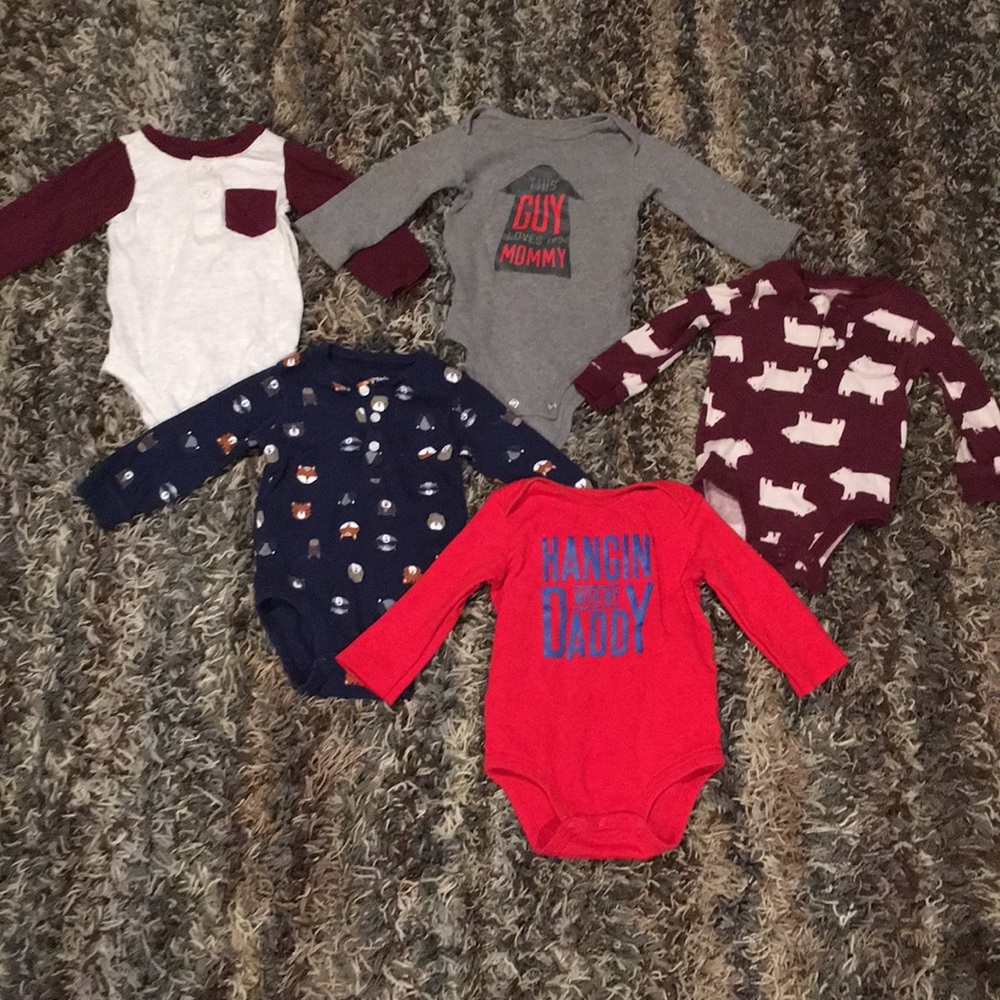 Bundle of 5 onesies for infant boy 12 months